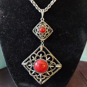 Sarah Coventry Pendant Necklace